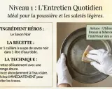 Main tenant une éponge pour faire briller de l'étain, avec des instructions pour nettoyer.